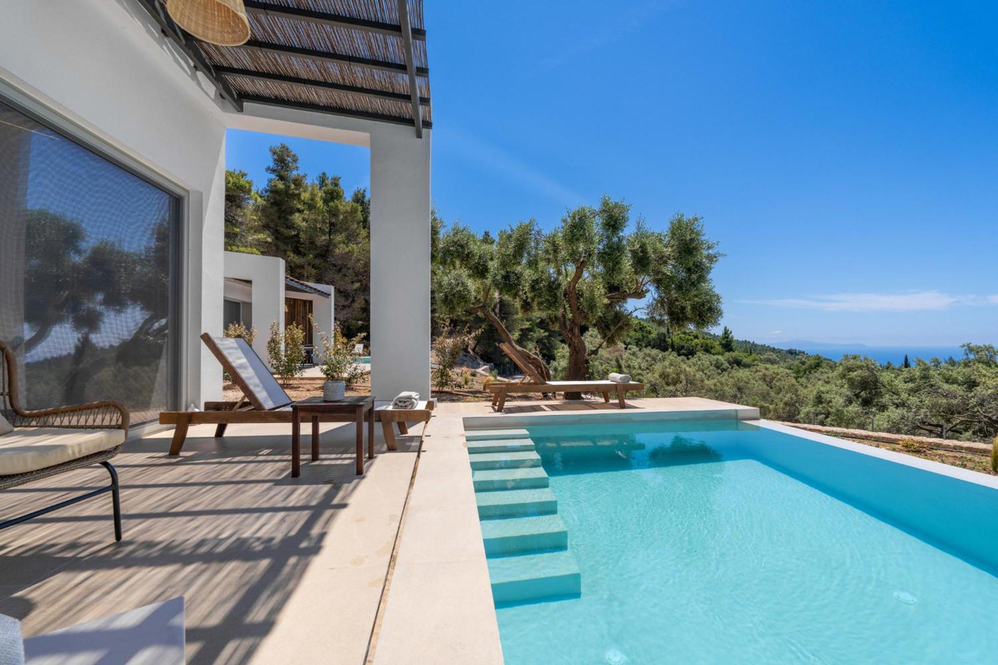 Mellamare Luxury Suites Athanion Exterior photo